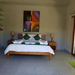 Sunshoot Villa Sandat